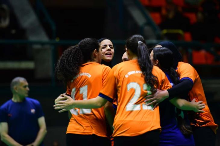 كرة طائرة - الشمس